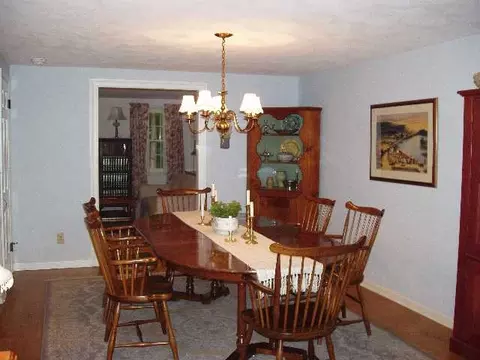 5 Concord Rd, Glenmont, NY 12077 photo 9