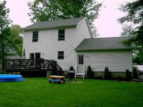 335 Maple Ave, Selkirk, NY 12158 photo 7