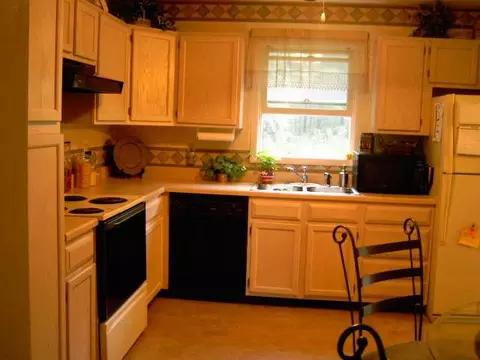 335 Maple Ave, Selkirk, NY 12158 photo 5