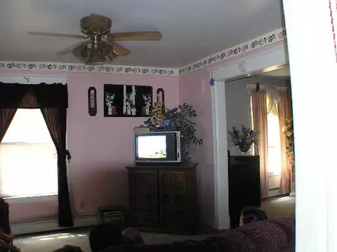 11 Frank St, Schenectady, NY 12304 photo 3