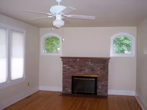 34 Cherry Ave, Delmar, NY 12054 photo 4