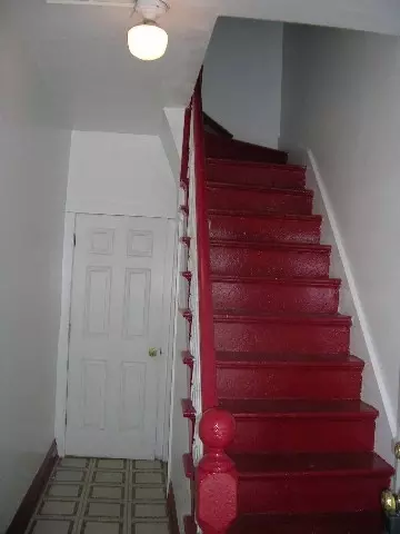 1122 Pleasant St, Schenectady, NY 12303 photo 4