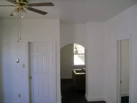 1122 Pleasant St, Schenectady, NY 12303 photo 3