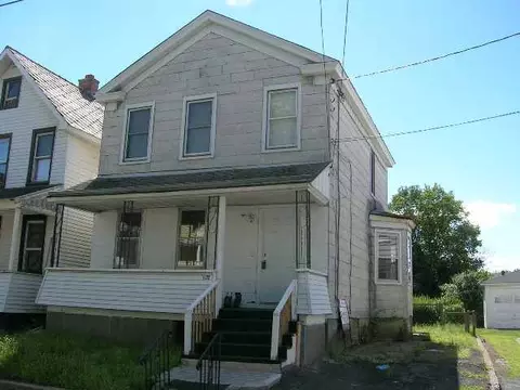 1122 Pleasant St, Schenectady, NY 12303 photo 1