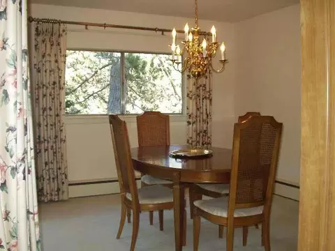 46 Wellington Rd, Delmar, NY 12054 photo 7