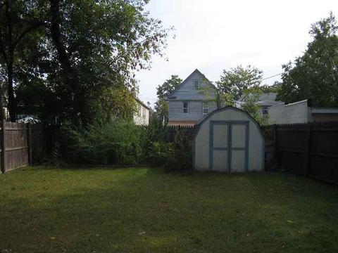1345 Pleasant St, Schenectady, NY 12303 photo 3