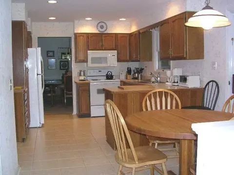 61 Carstead Dr, Slingerlands, NY 12159 photo 3