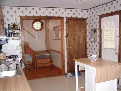3087 Albany St, Schenectady, NY 12304 photo 2