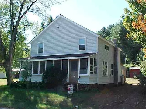 75 Wall St, Corinth, NY 12822 photo 1