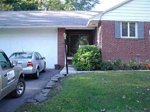 30 Elwood Rd, Delmar, NY 12054 photo 3
