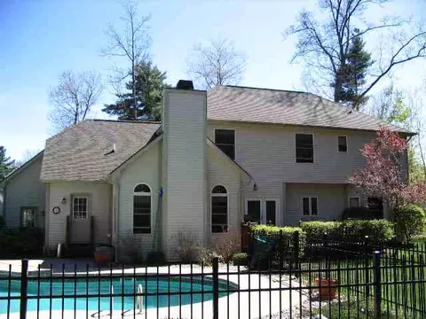 30 Siena Dr, Clifton Park, NY 12065 photo 3