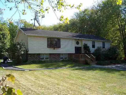 1748 River Rd, Selkirk, NY 12158 photo 1