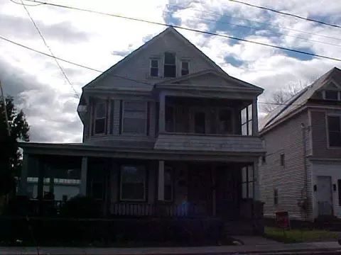 872 Eastern Ave, Schenectady, NY 12308 photo 1