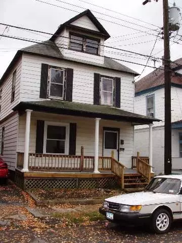 30 Willow St, Schenectady, NY 12304 photo 2