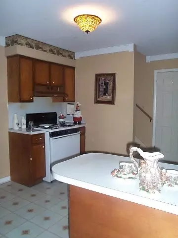 1218 Libby Ave, Schenectady, NY 12309 photo 7