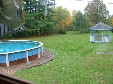 7 Echo Dr, Schenectady, NY 12306 photo 4
