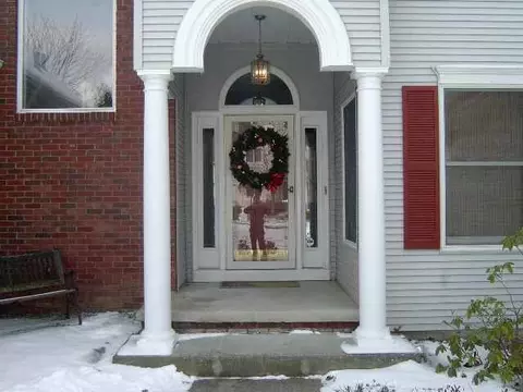 201 Wycham Ct, Slingerlands, NY 12159 photo 2