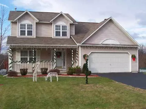 17 Trinity Pl, Selkirk, NY 12158 photo 1