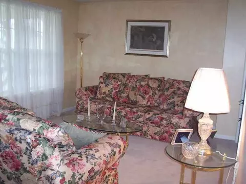 17 Trinity Pl, Selkirk, NY 12158 photo 5