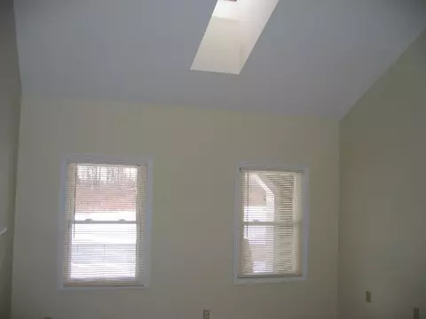 22 Lighthouse Dr, Halfmoon, NY 12188 photo 5
