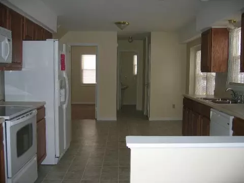 22 Lighthouse Dr, Halfmoon, NY 12188 photo 7