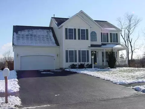 124 Hasgate Dr, Delmar, NY 12054 photo 2
