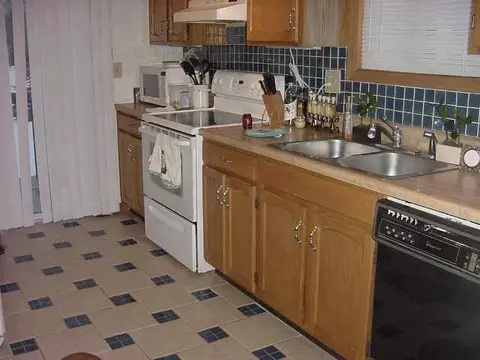 102 Cooks Ct, Clifton Park, NY 12065 photo 12