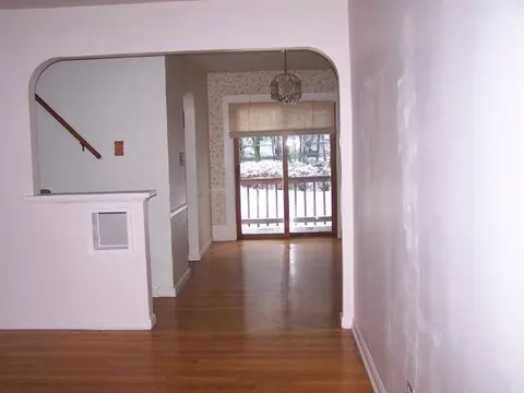 19 Ruby Blvd, Schenectady, NY 12302 photo 4