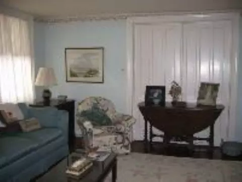 142 Front St, Schenectady, NY 12305 photo 8