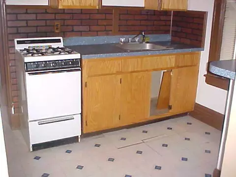 226 Mcclellan St, Schenectady, NY 12304 photo 3
