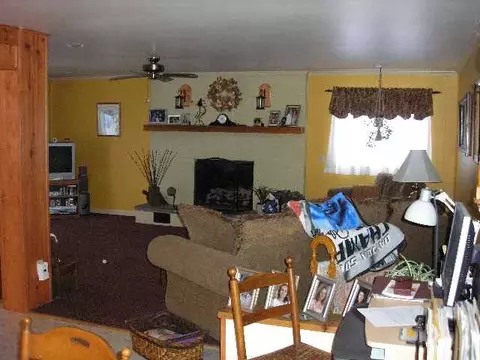 115 Jefferson Ave, Cobleskill, NY 12043 photo 9
