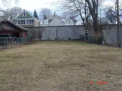 14 Division St, Schenectady, NY 12304 photo 4