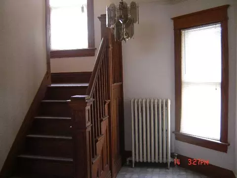 14 Division St, Schenectady, NY 12304 photo 8