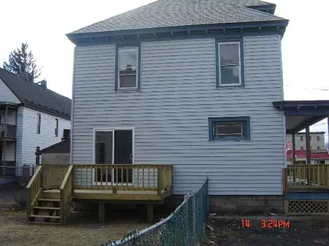 14 Division St, Schenectady, NY 12304 photo 5