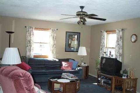 97 Elsmere Ave #B, Delmar, NY 12054 photo 3