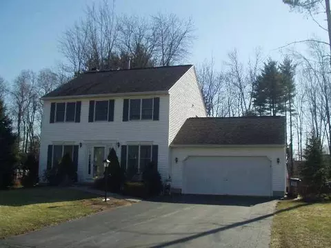12 Jester Ct, Schenectady, NY 12304 photo 1