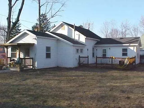 39 Dunsbach Rd, Halfmoon, NY 12065 photo 2