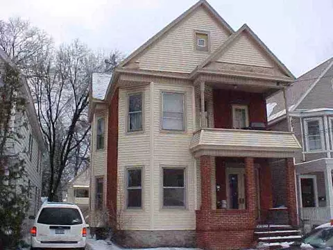 79 Mcclellan St, Schenectady, NY 12304 photo 1