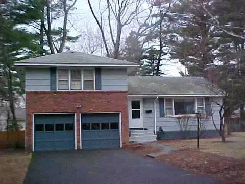 9 Park Pl, Delmar, NY 12054 photo 1