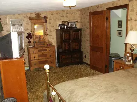 1920 Broad St, Schenectady, NY 12306 photo 9
