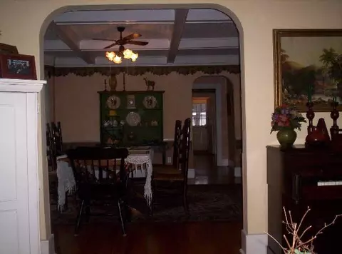 742 Hampton Ave, Schenectady, NY 12309 photo 4