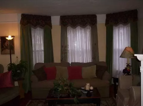 742 Hampton Ave, Schenectady, NY 12309 photo 3