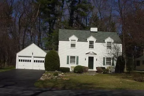 73 Fernbank Ave, Delmar, NY 12054 photo 1