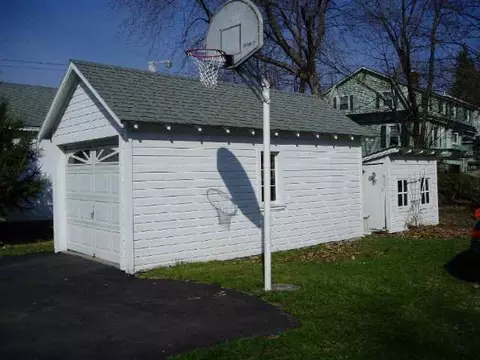 200 Elm St, Cobleskill, NY 12043 photo 4