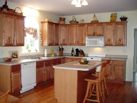 62 Fields End Dr, Glenmont, NY 12077 photo 3