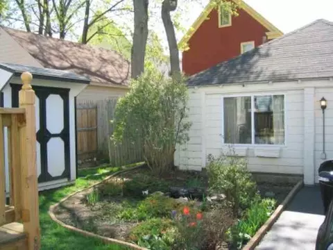 46 Willow Ave, Schenectady, NY 12304 photo 3