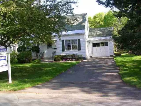 57 Nathaniel Blvd, Delmar, NY 12054 photo 1