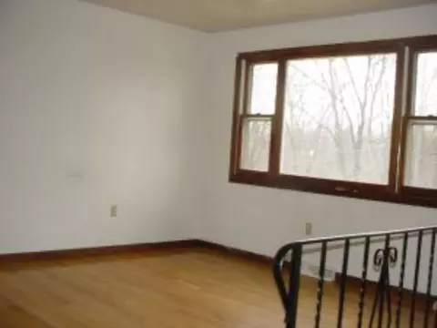 2879 Olean St, Schenectady, NY 12306 photo 3