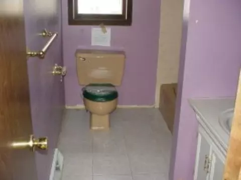 2879 Olean St, Schenectady, NY 12306 photo 5