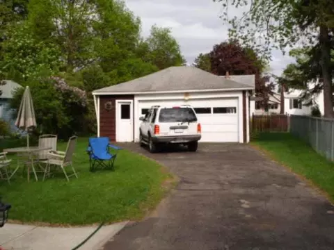 225 16th St, Schenectady, NY 12306 photo 5